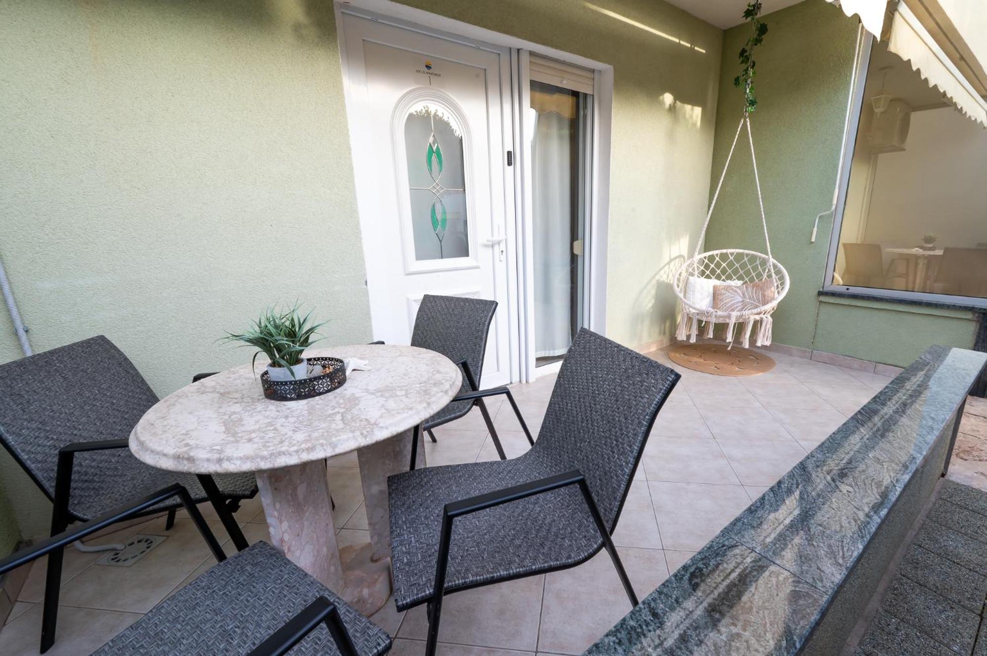 Locus Apartments بيتريتْشاني المظهر الخارجي الصورة