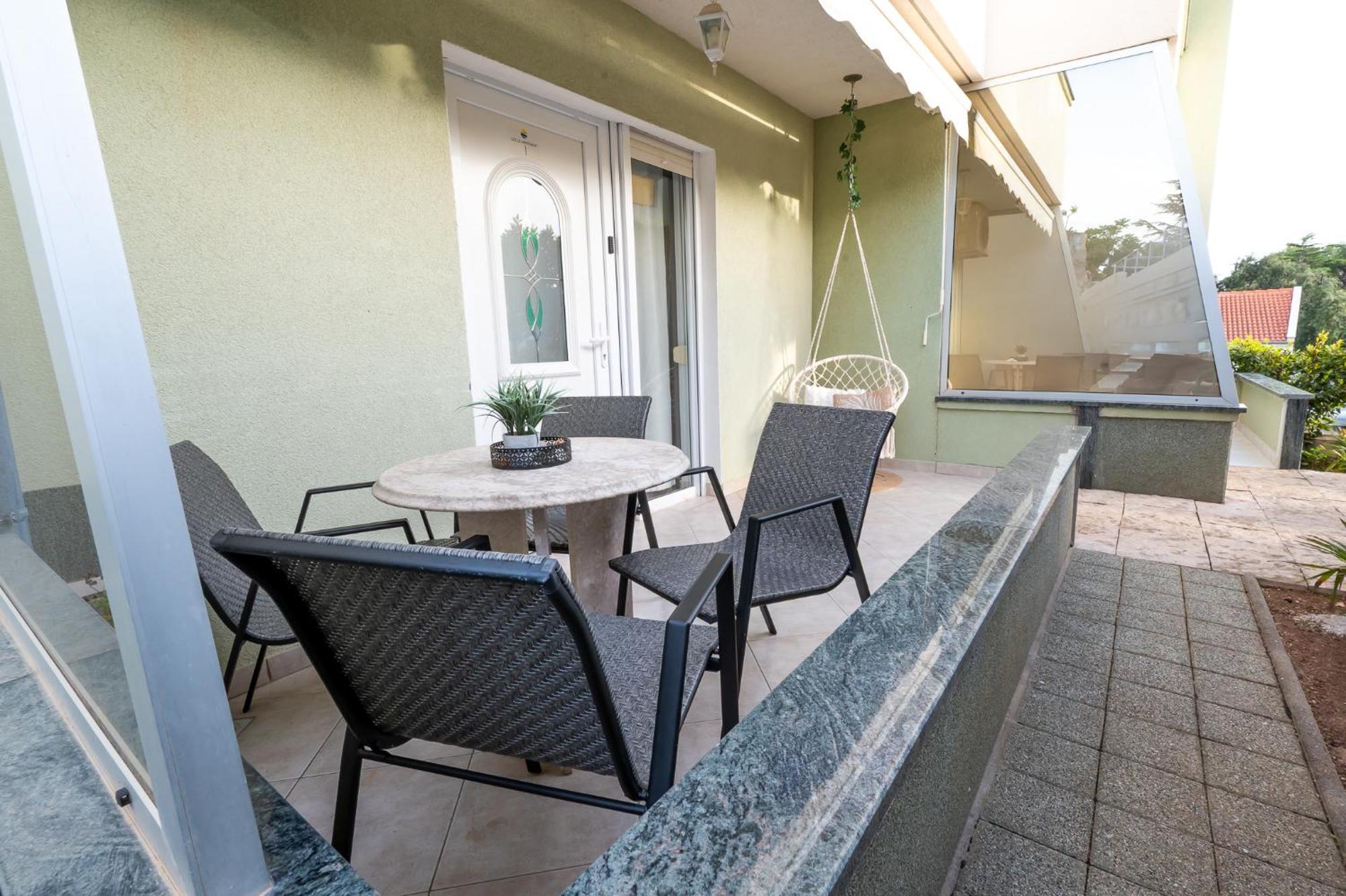 Locus Apartments بيتريتْشاني المظهر الخارجي الصورة